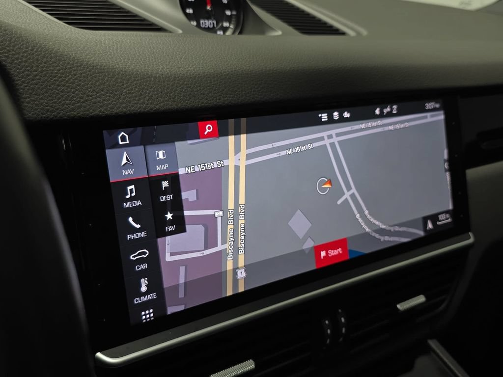 Certified 2020 Porsche Cayenne AWD/4WD image 17