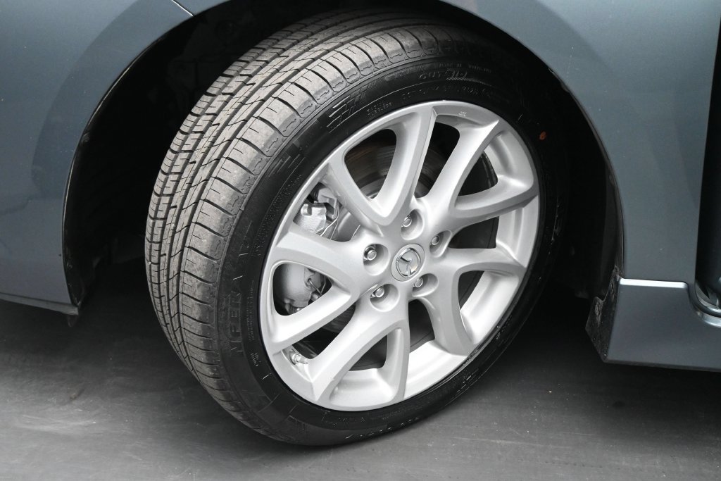 Used 2012 MAZDA MAZDA3 s Touring FWD image 15