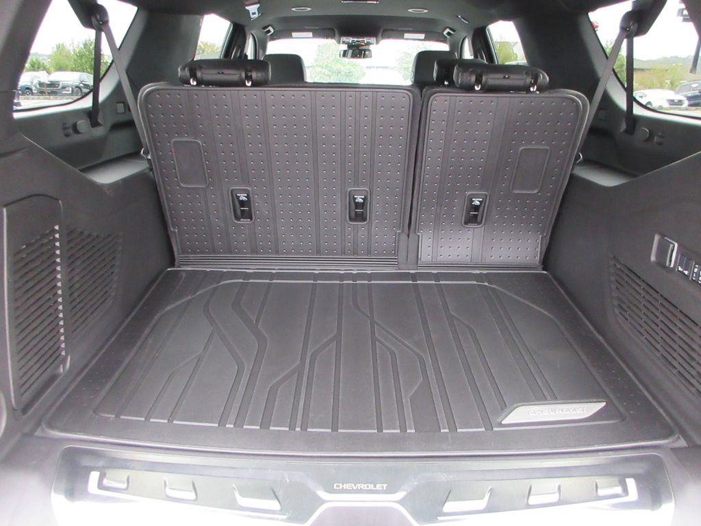 New 2026 Chevrolet Suburban Z71 w/ Comfort Package image 12