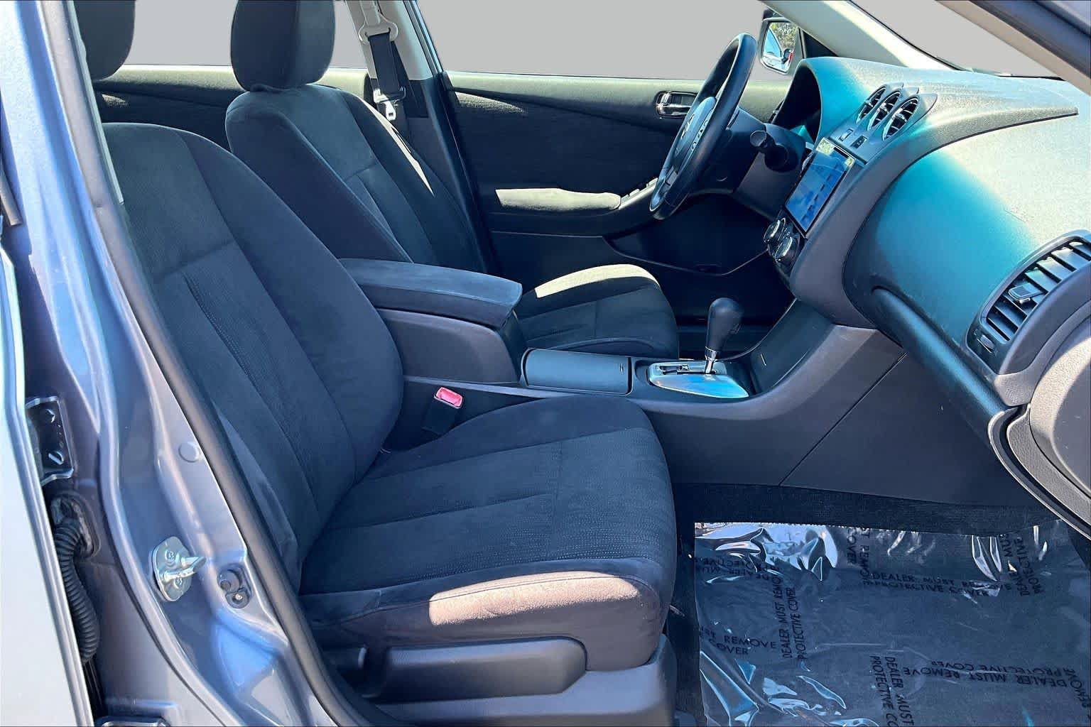Used 2012 Nissan Altima 2.5 S FWD image 8