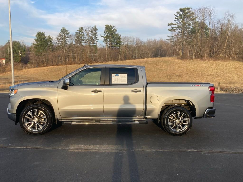 Used 2023 Chevrolet Silverado 1500 LT image 4