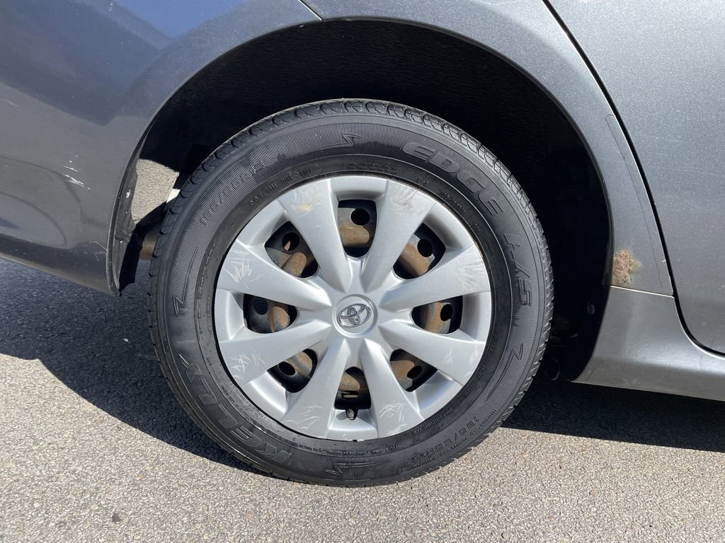 Used 2010 Toyota Corolla LE image 12