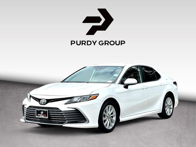 Used 2021 Toyota Camry LE FWD image 4