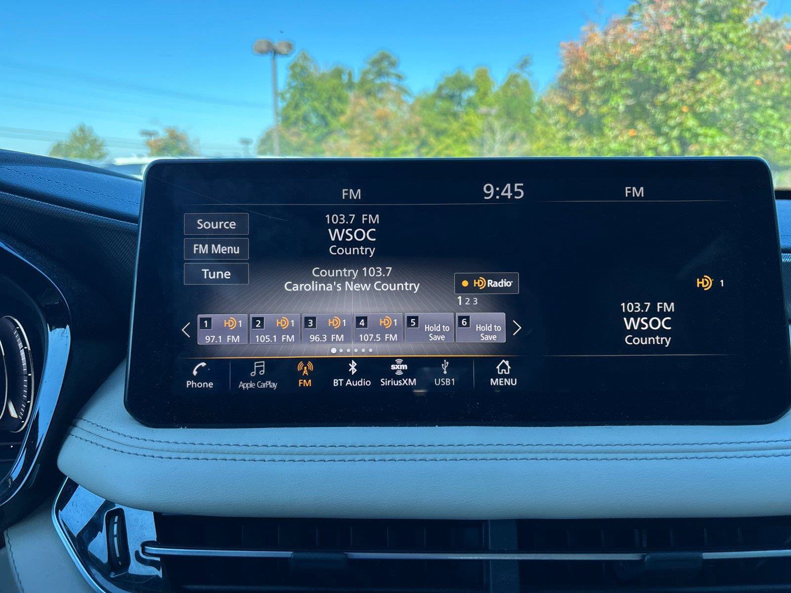 Used 2023 INFINITI QX60 Luxe w/ Performance Audio Package AWD/4WD image 23