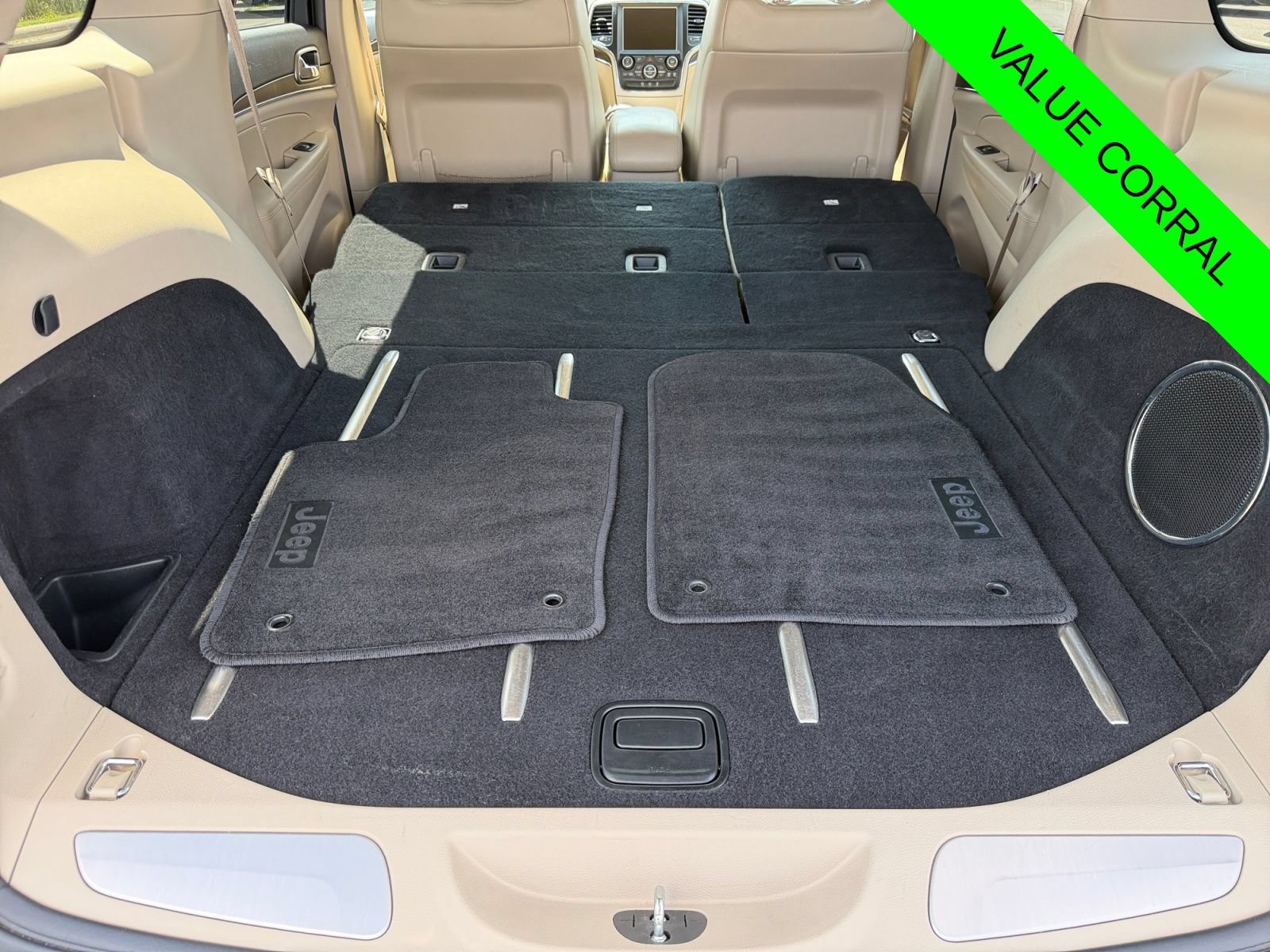 Used 2015 Jeep Grand Cherokee Limited w/ Trailer Tow Group IV AWD/4WD image 19
