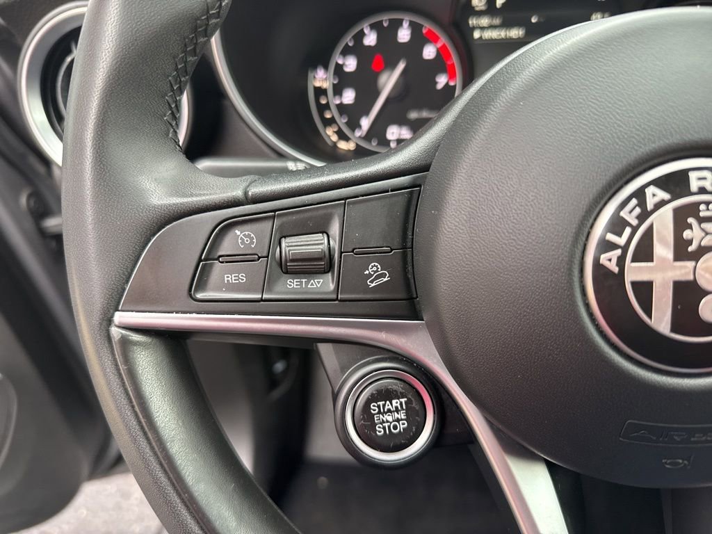 Used 2018 Alfa Romeo Stelvio Ti image 30