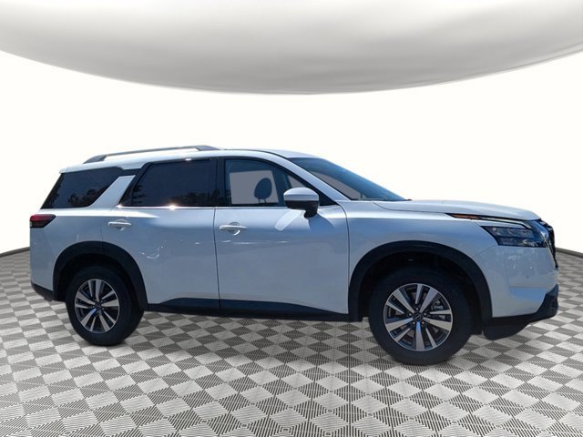 New 2025 Nissan Pathfinder SL image 7