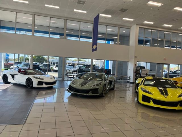 Used 2017 Chevrolet Cruze LT w/ Convenience Package image 7