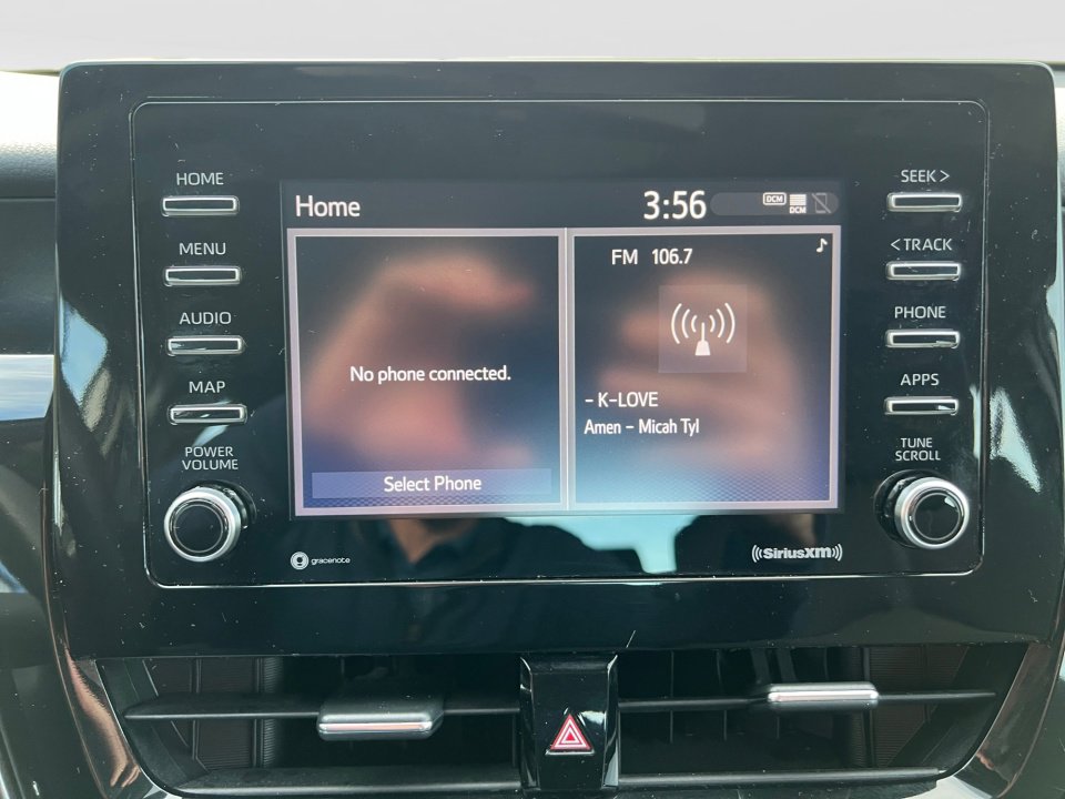 Used 2022 Toyota Camry LE image 21