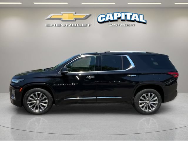 Used 2023 Chevrolet Traverse Premier w/ LPO, Cargo Package AWD/4WD image 2