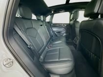Certified 2026 Porsche Macan AWD/4WD image 11