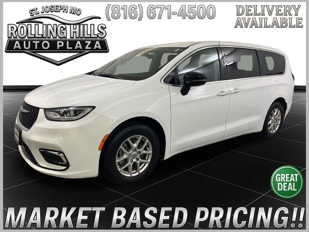 Used 2024 Chrysler Pacifica Touring-L