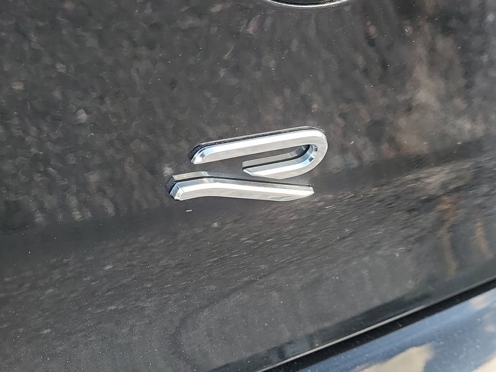 Used 2024 Volkswagen Golf R 2.0T image 15