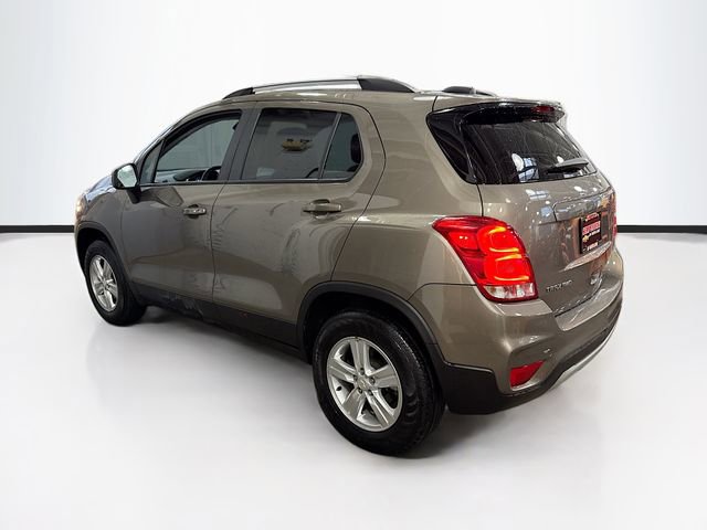 Used 2022 Chevrolet Trax LT w/ LT Convenience Package image 8