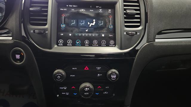 Used 2017 Chrysler 300 S AWD/4WD image 18