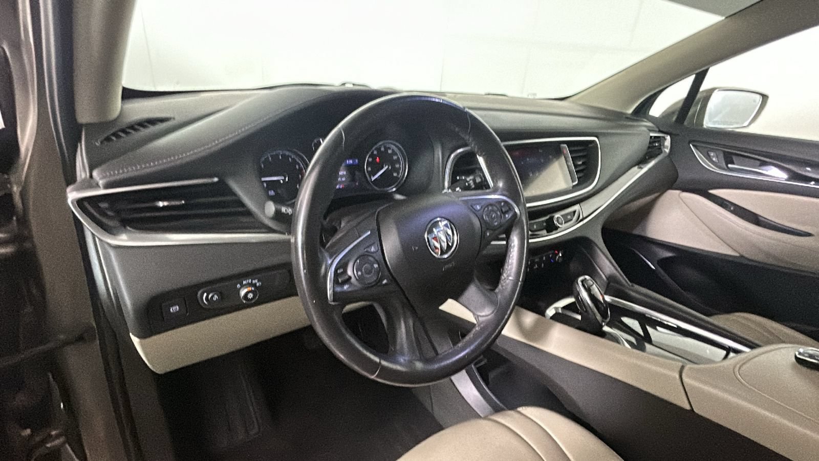 Used 2020 Buick Enclave Essence w/ LPO, Floor Liner Package FWD image 17