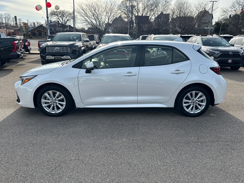 Used 2025 Toyota Corolla SE image 4