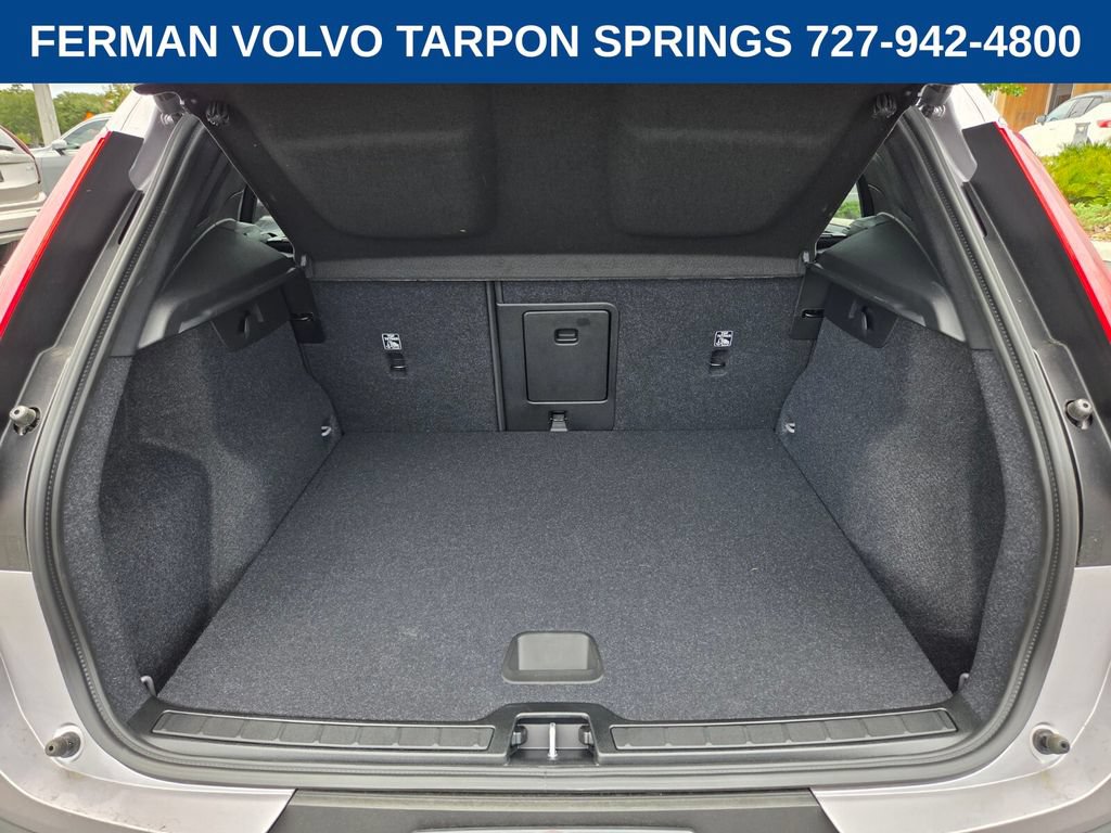 New 2026 Volvo XC40 B4 Core FWD image 18