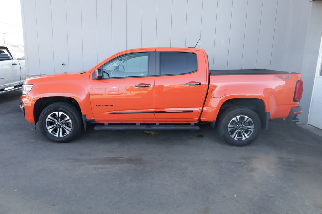 Used 2022 Chevrolet Colorado Z71 image 2