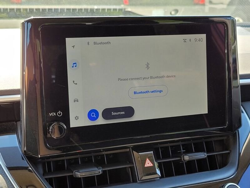 Used 2025 Toyota Corolla LE image 13