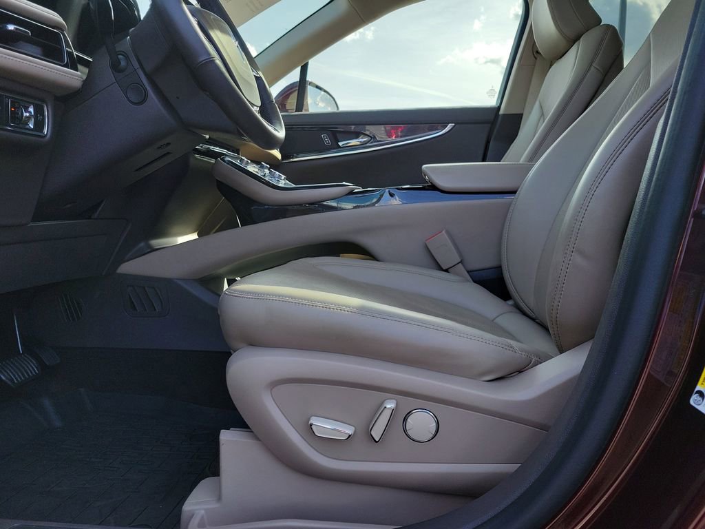 Certified 2022 Lincoln Nautilus Reserve image 19