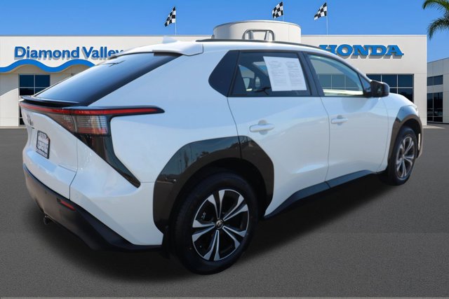 Used 2023 Toyota bZ4X XLE image 6