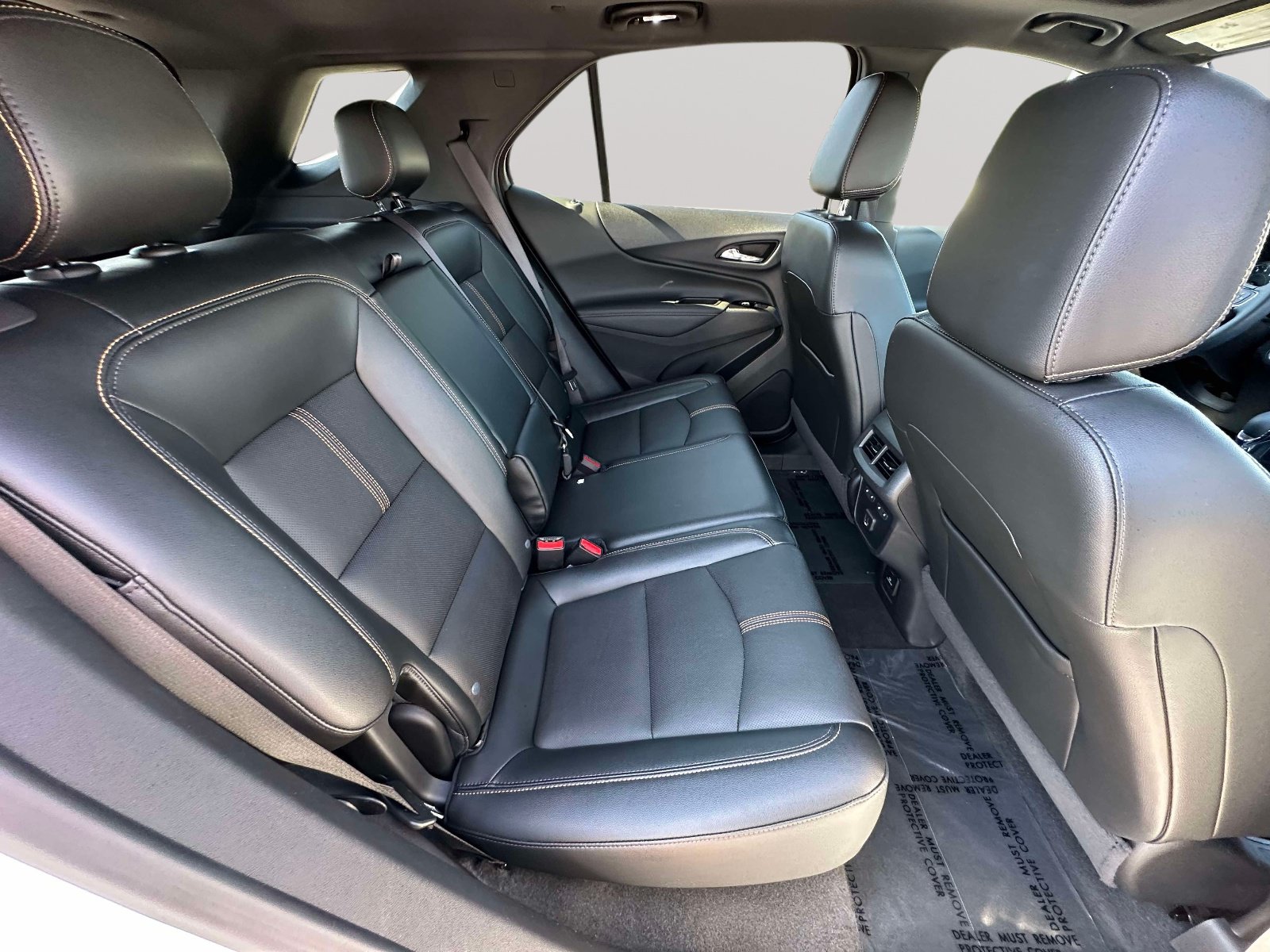 Used 2023 Chevrolet Equinox Premier FWD image 31