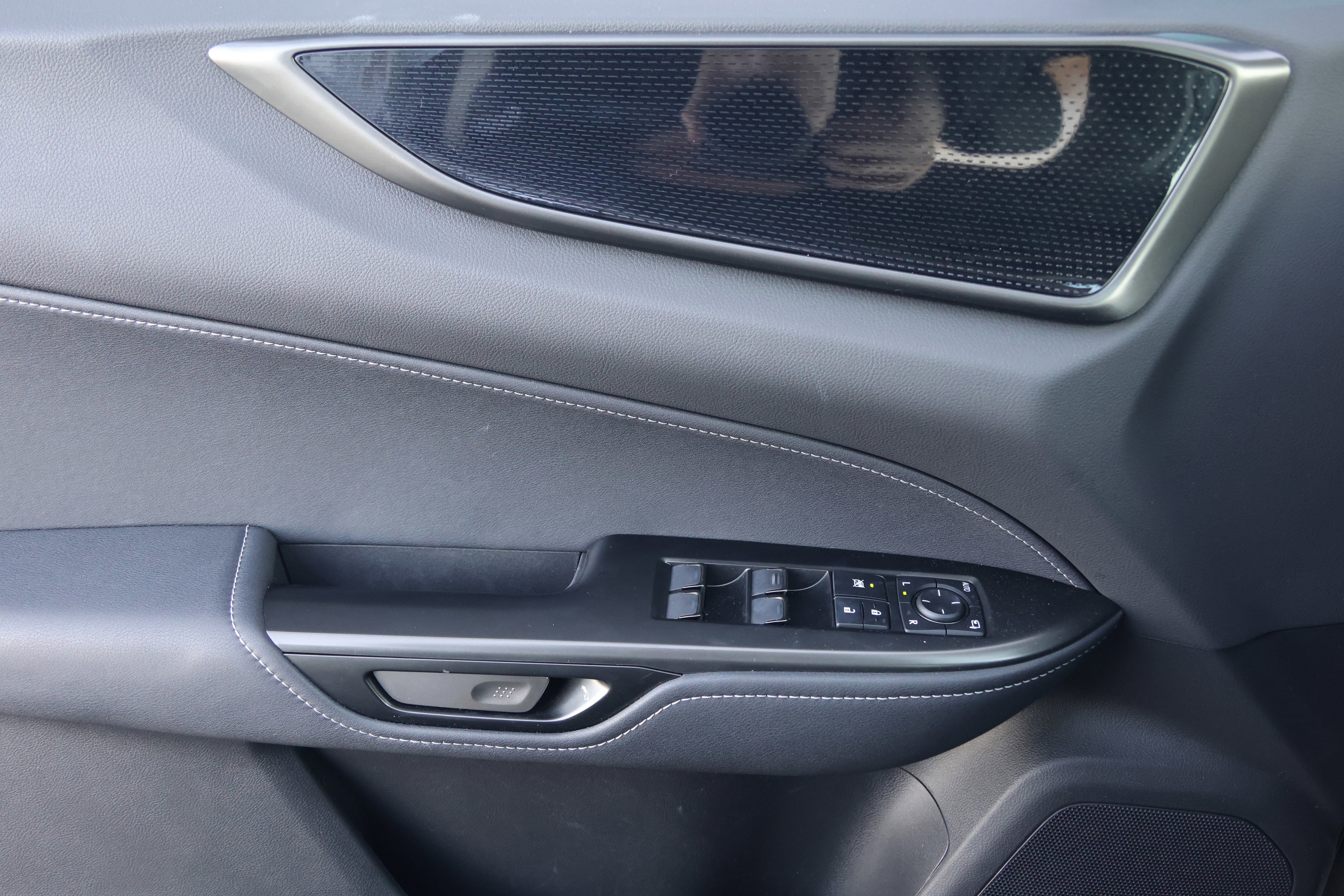 Certified 2026 Lexus NX 350 AWD w/ Accessory Package (2T) image 12