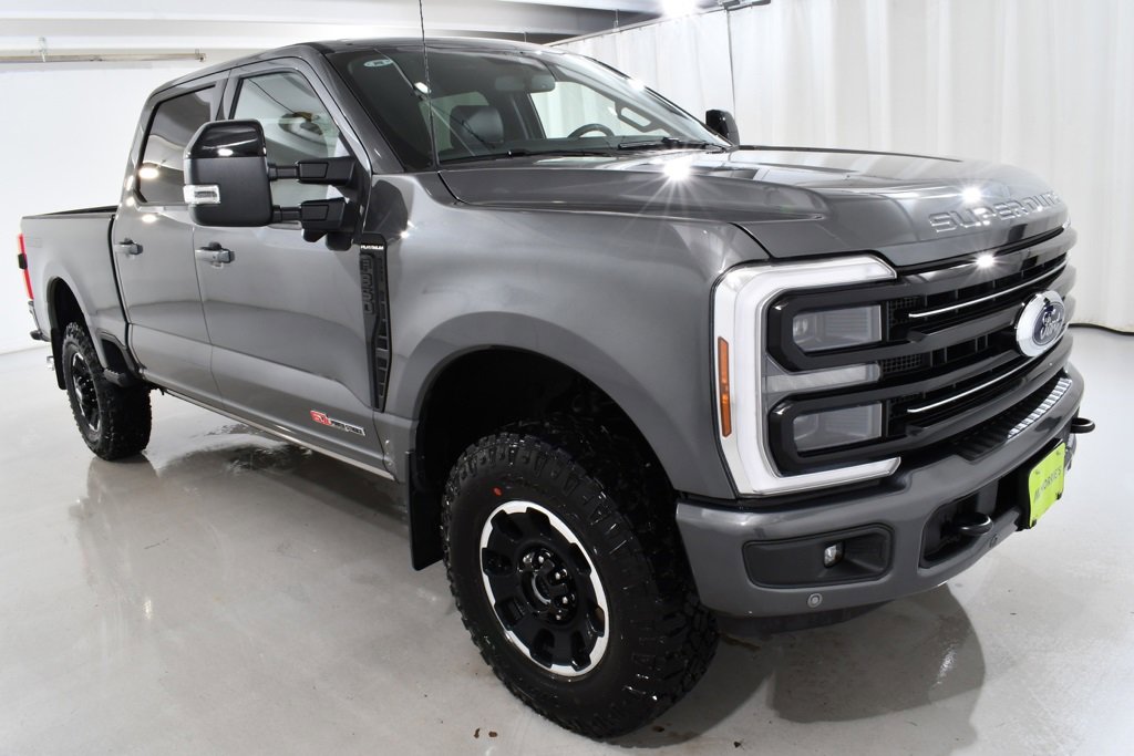 New 2026 Ford F350 Platinum w/ Tremor Off-Road Package image 5