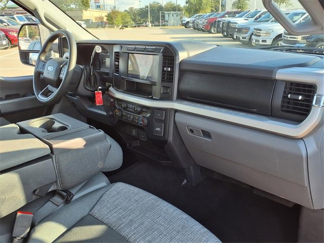 Used 2024 Ford F250 XLT image 25