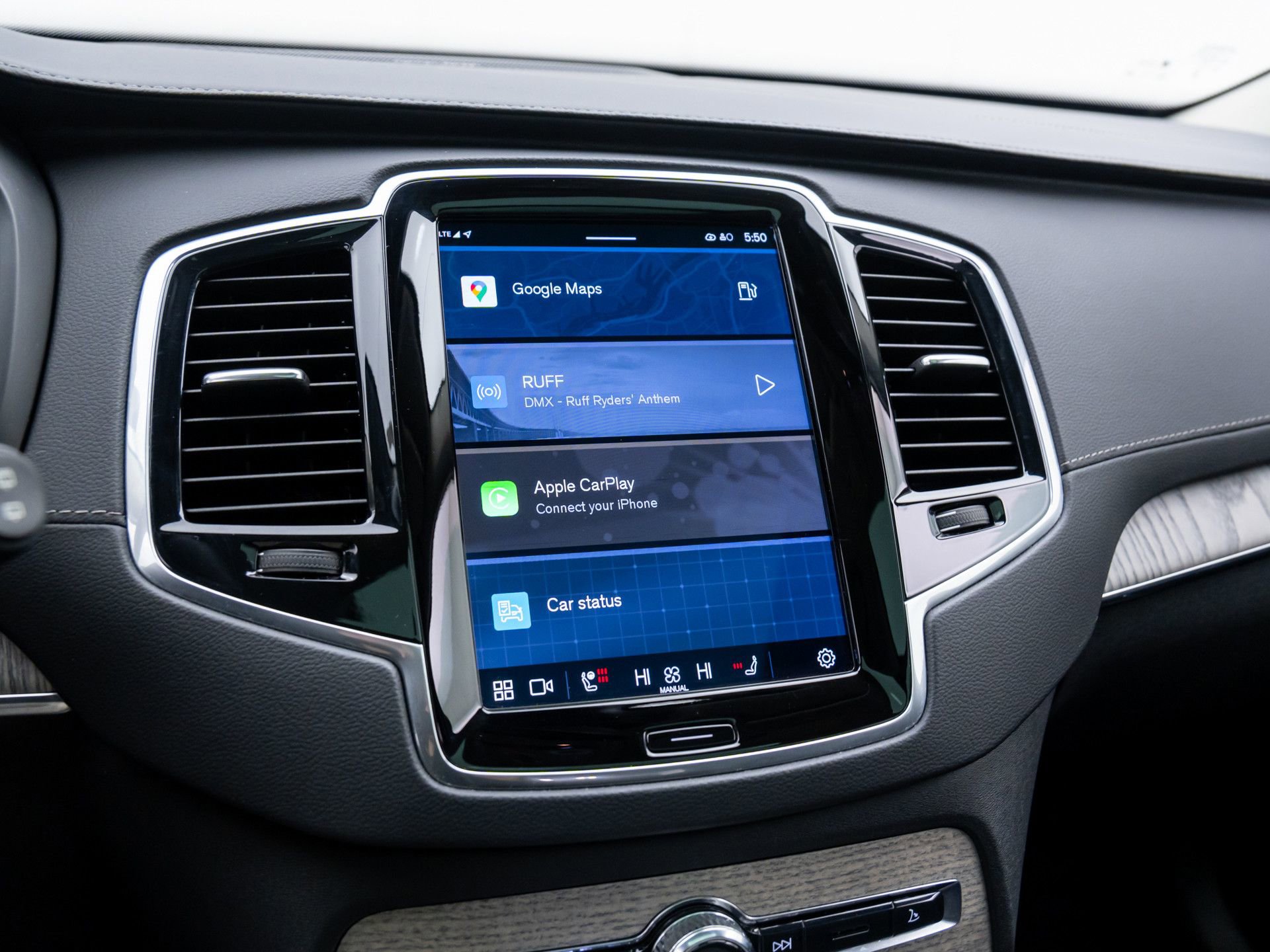 Used 2023 Volvo XC90 B6 Ultimate w/ Protection Package Premier image 24