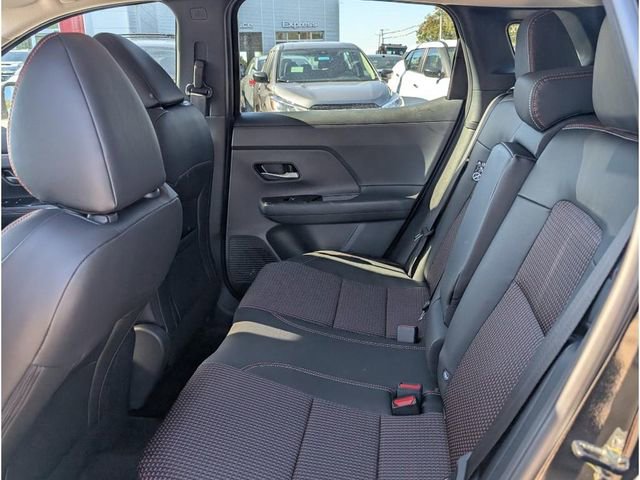New 2026 Nissan Kicks SR w/ Cold Weather Package AWD/4WD image 11