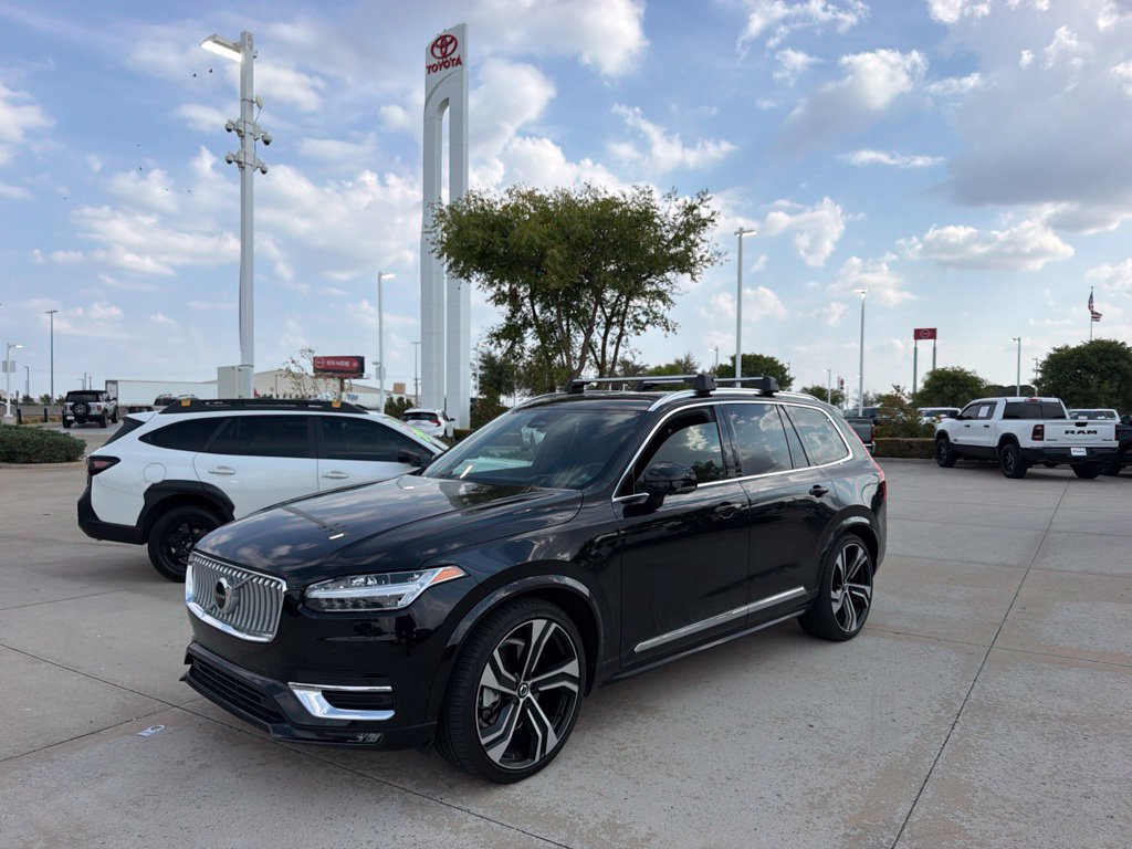 Used 2025 Volvo XC90 B5 Ultra w/ Protection Package Premier AWD/4WD image 1