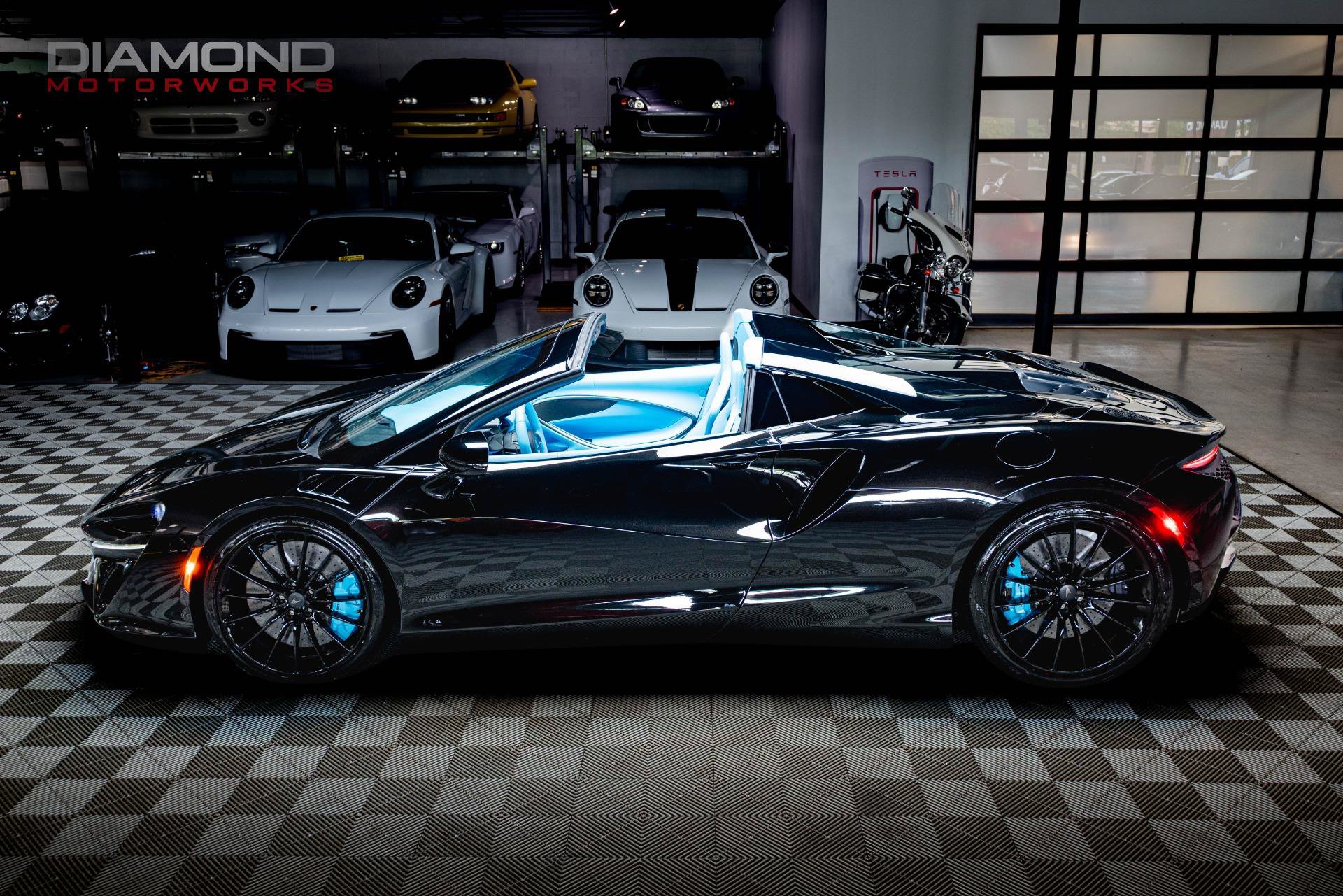 Used 2026 McLaren Artura Spider RWD image 86