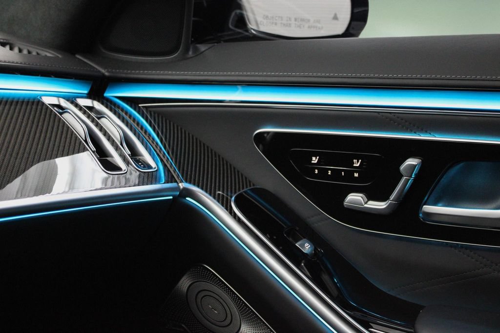 Used 2024 Mercedes-Benz S 63 AMG S image 36