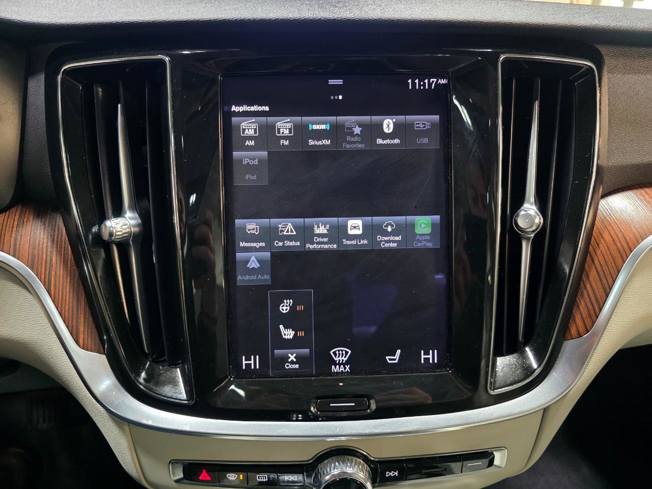 Used 2021 Volvo S60 T5 Momentum w/ Premium Package image 36