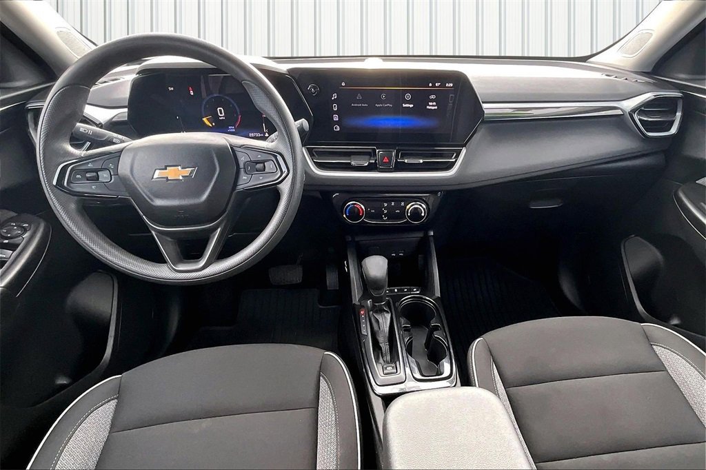 Used 2024 Chevrolet TrailBlazer LT w/ Driver Confidence Package image 6