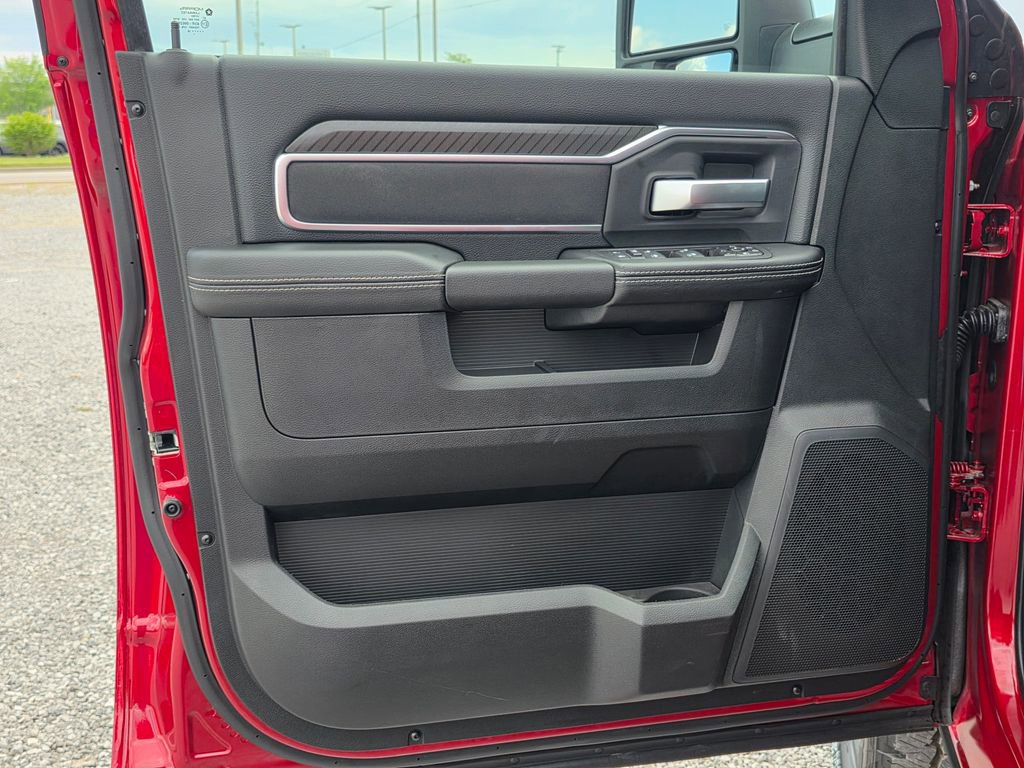 New 2026 RAM 2500 Big Horn AWD/4WD image 12