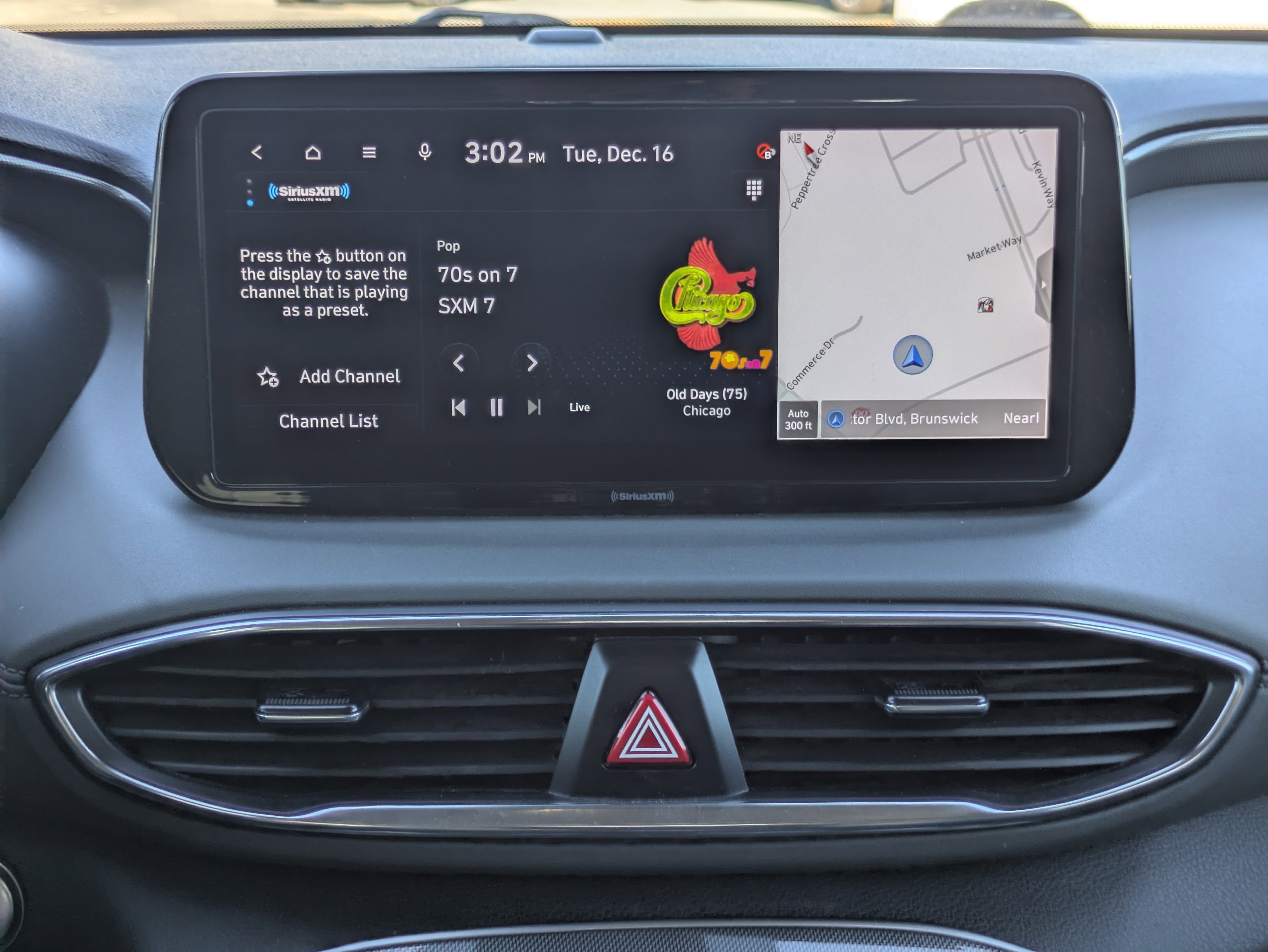 Used 2023 Hyundai Santa Fe SEL image 5