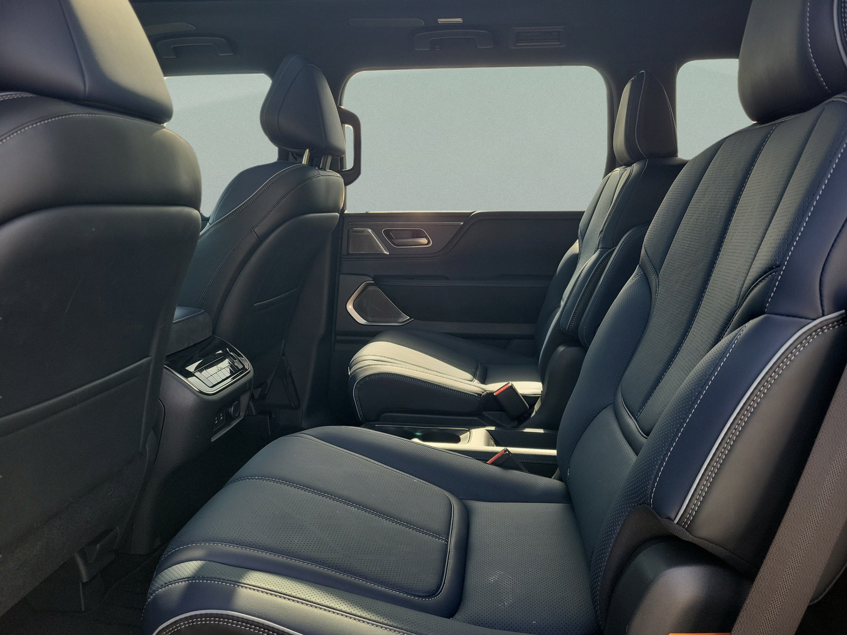 Certified 2026 INFINITI QX80 4WD w/ Sport Exterior Package image 40