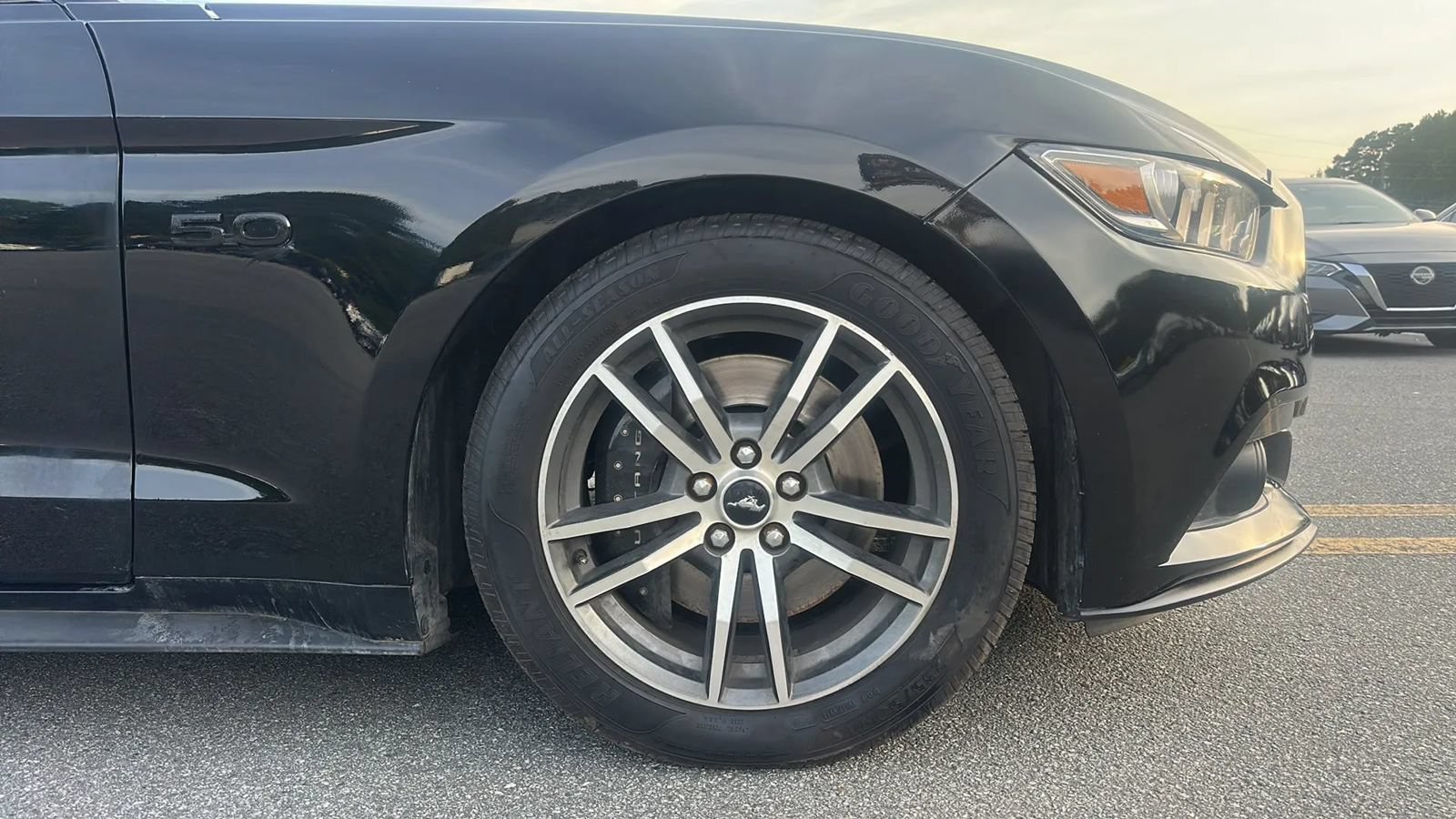 Used 2016 Ford Mustang GT RWD image 13