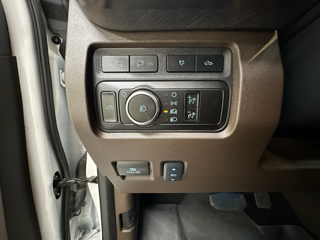 Used 2024 Ford F350 King Ranch w/ Chrome Package AWD/4WD image 28