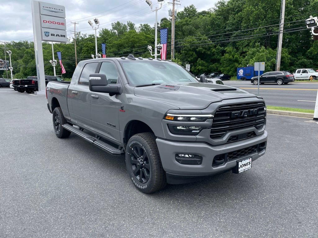New 2026 RAM 2500 Laramie AWD/4WD image 2