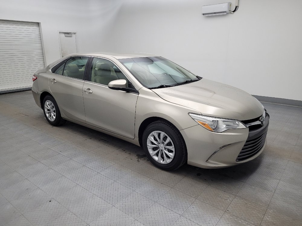 Used 2017 Toyota Camry LE image 11