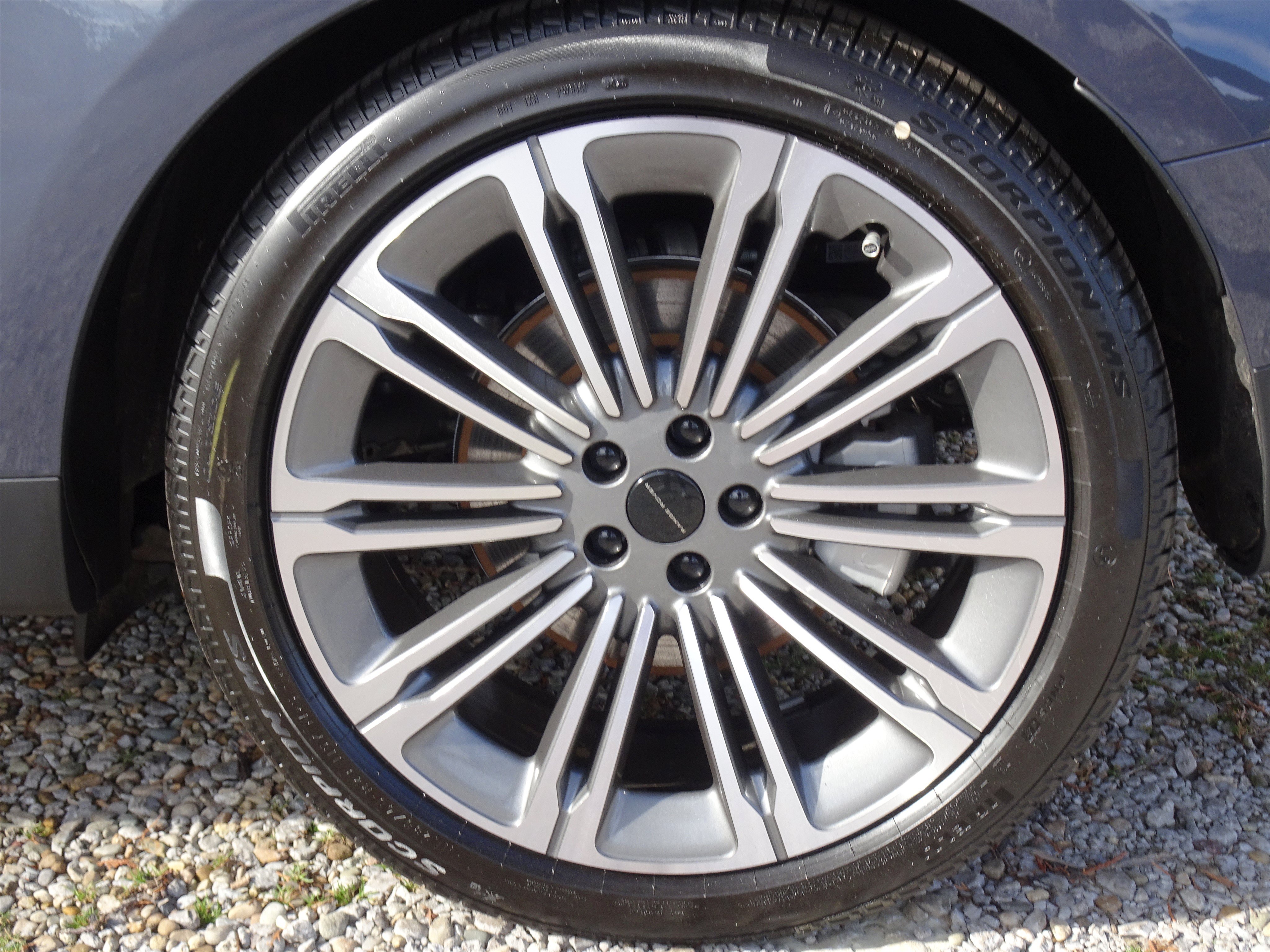 Certified 2026 Land Rover Range Rover Sport SE AWD/4WD image 27