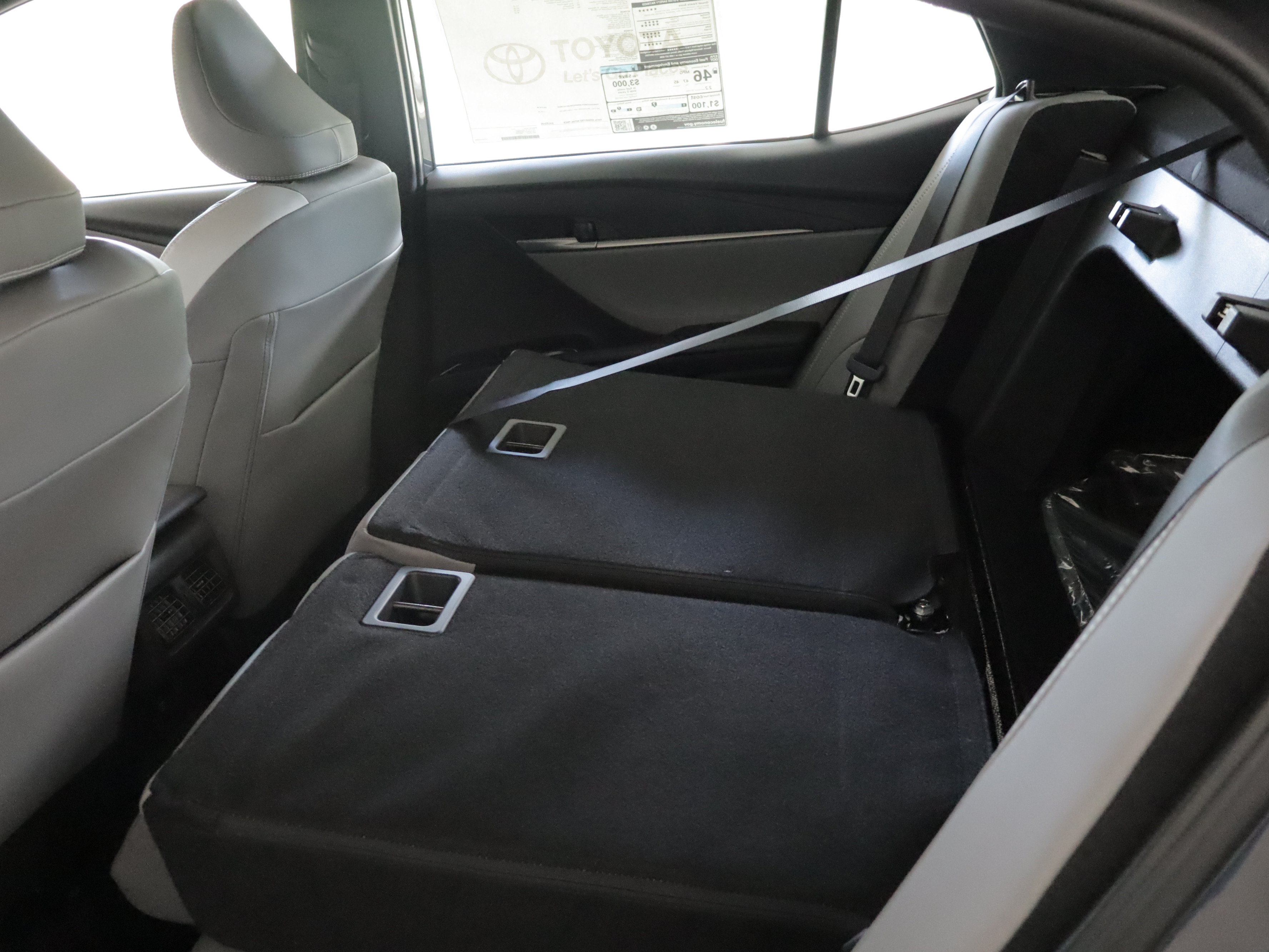 New 2026 Toyota Camry SE FWD image 22
