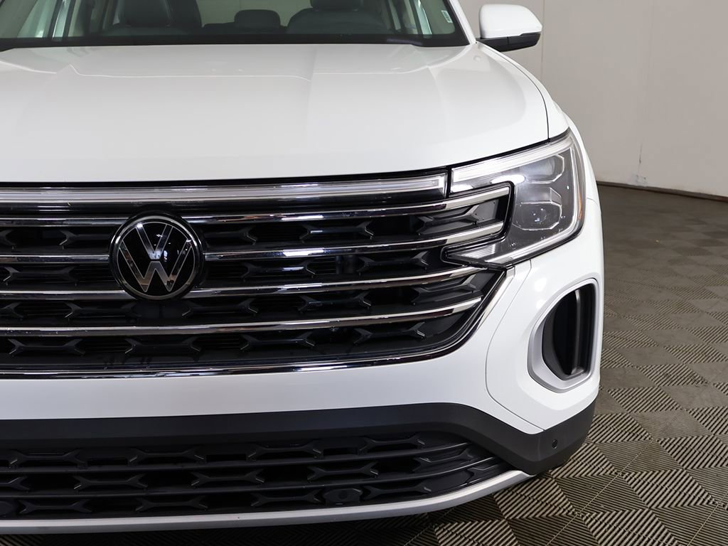 Used 2025 Volkswagen Atlas SE FWD image 15
