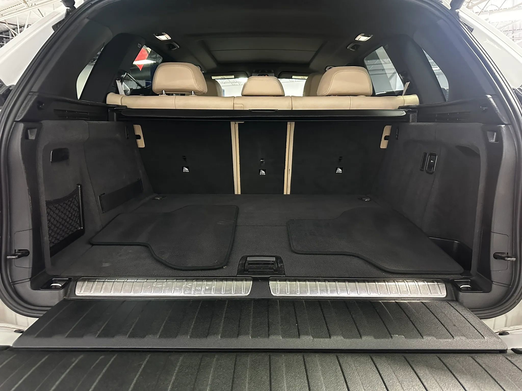 Used 2017 BMW X5 xDrive40e image 17