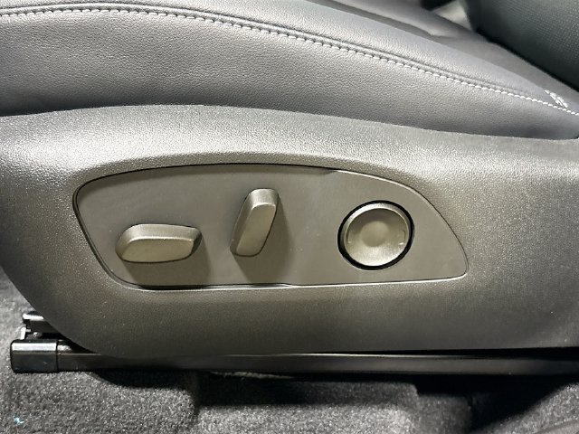 New 2026 Chevrolet Traverse LT FWD image 21