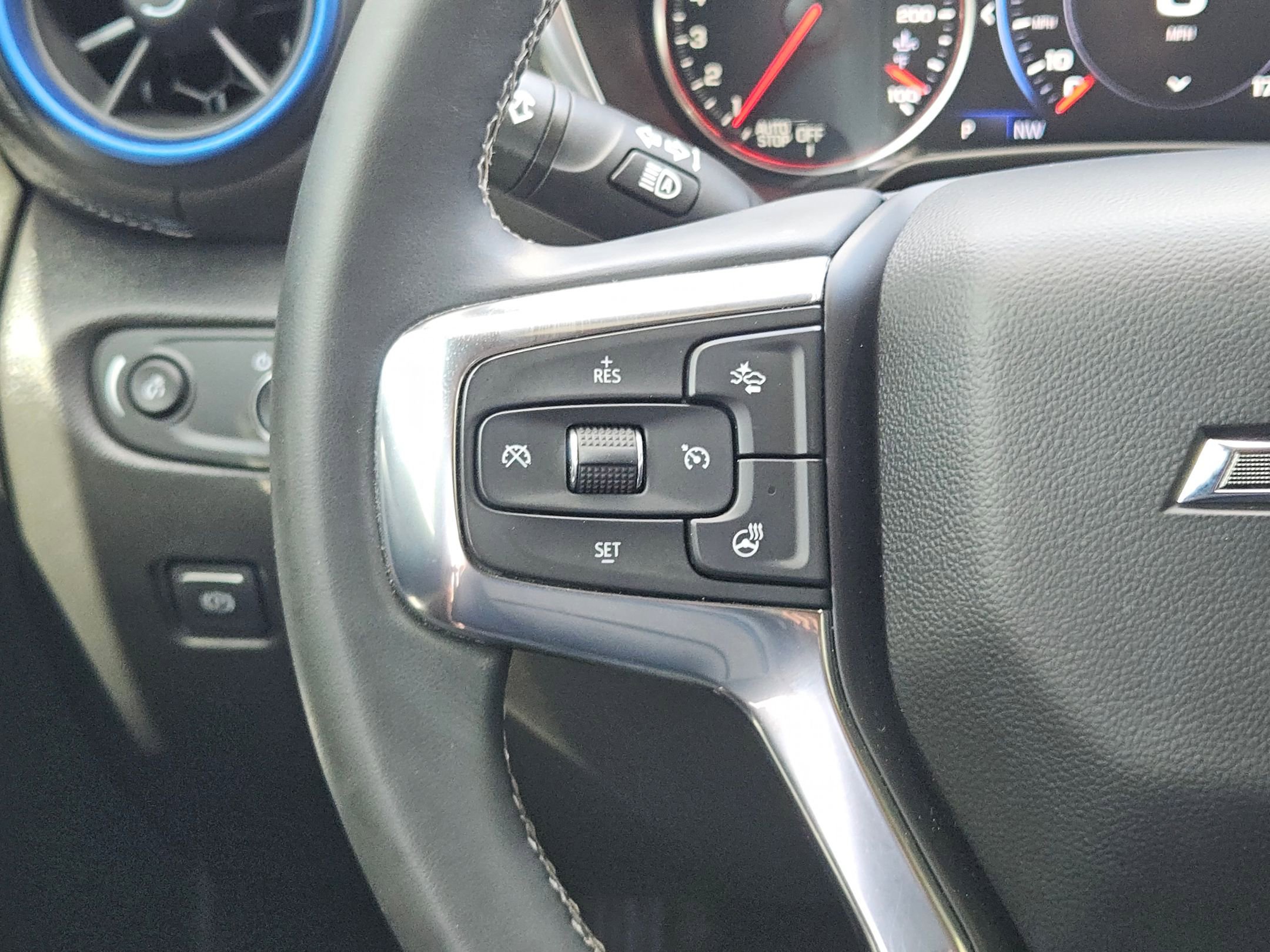 Certified 2023 Chevrolet Blazer RS w/ Driver Confidence II Package FWD image 21